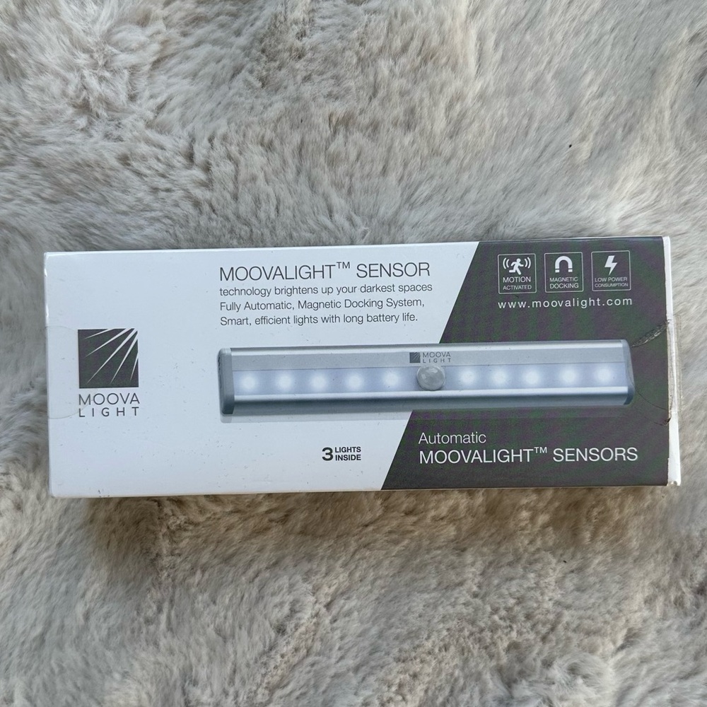 MOOVALIGHT Sensor - LED Motion Sensor Night Light | Home - Picture 3 of 8